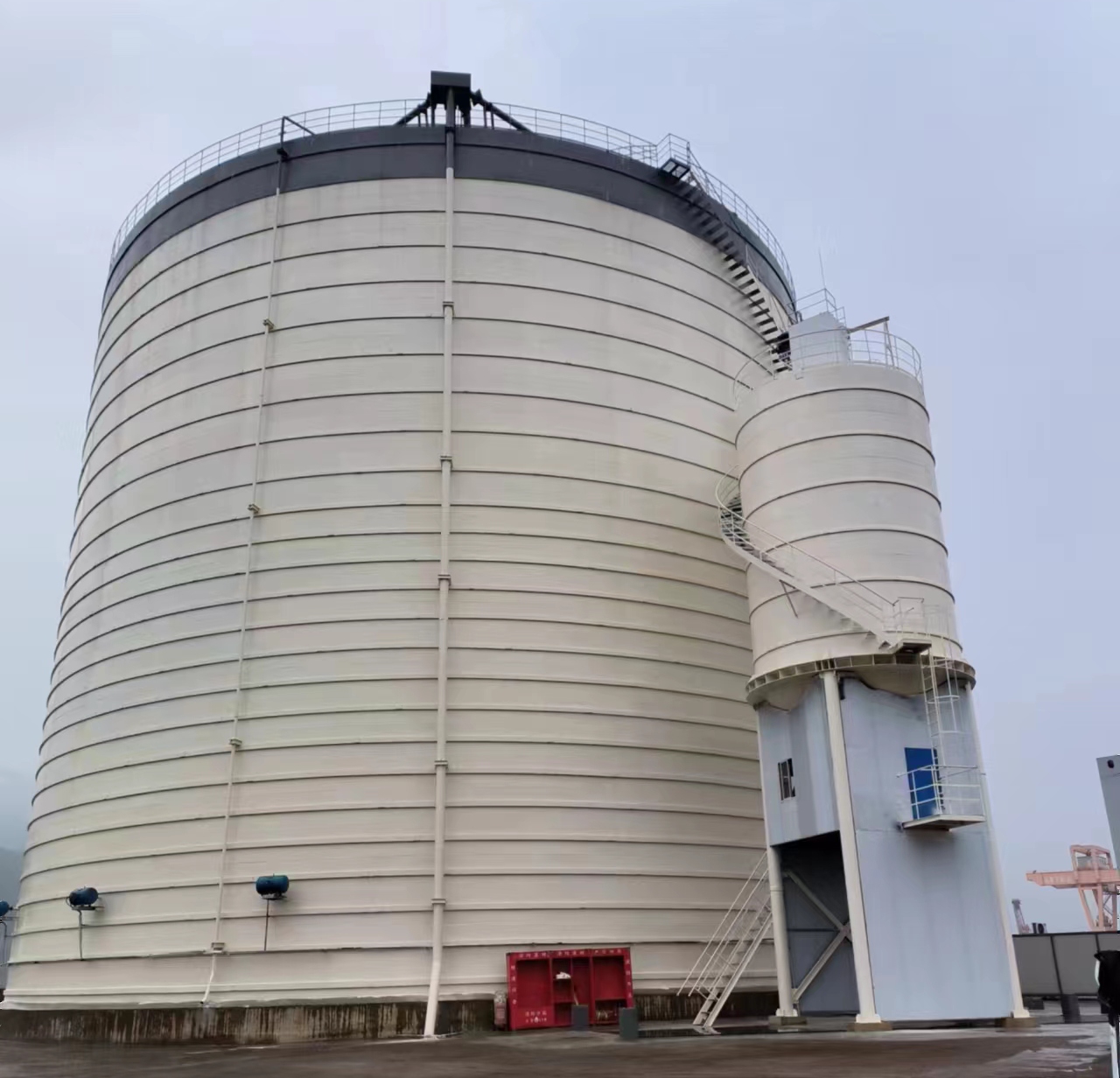 吴起10万吨水泥钢板库